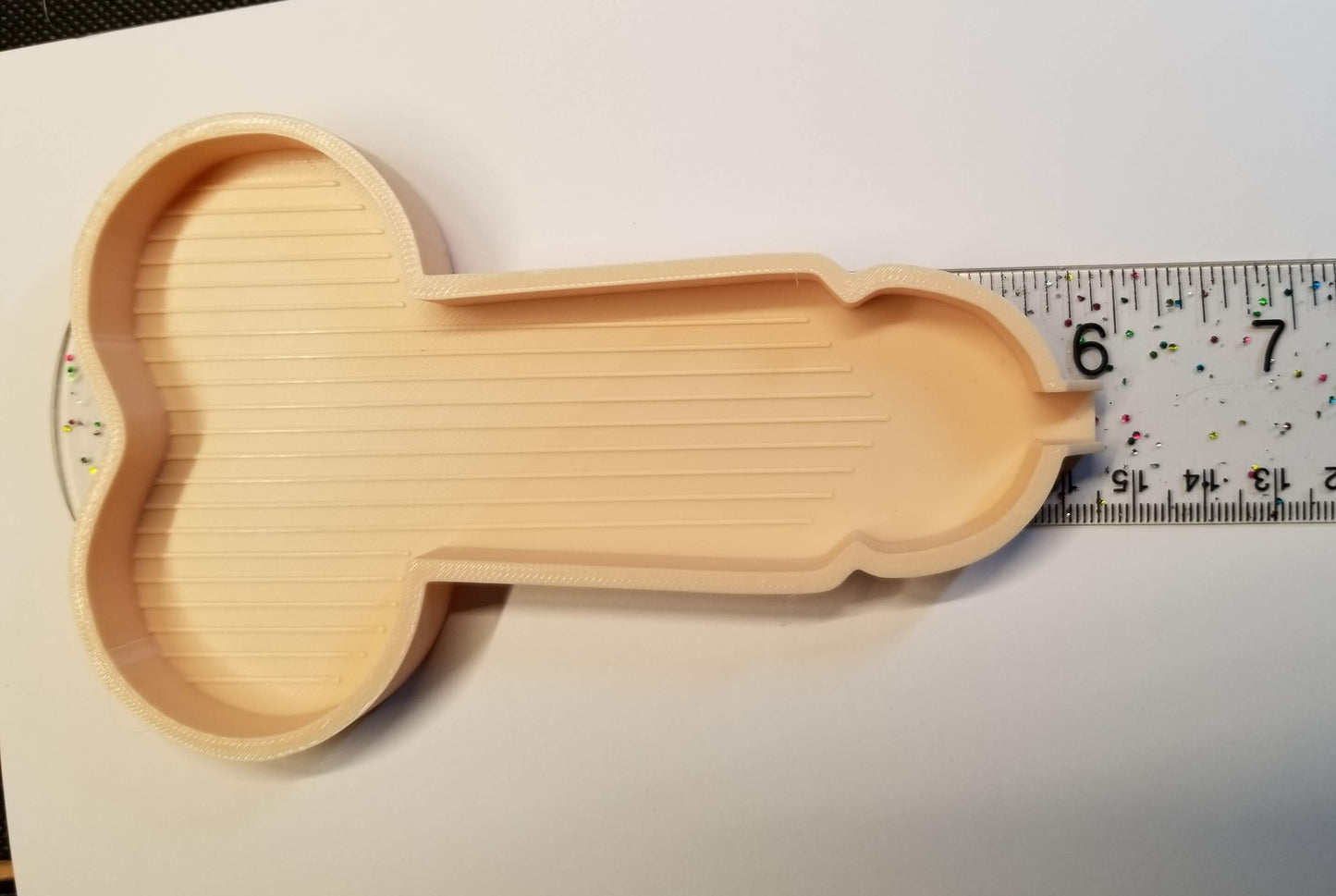 Willy, the Penis Shaped Diamond Painting Tray you never knew you needed