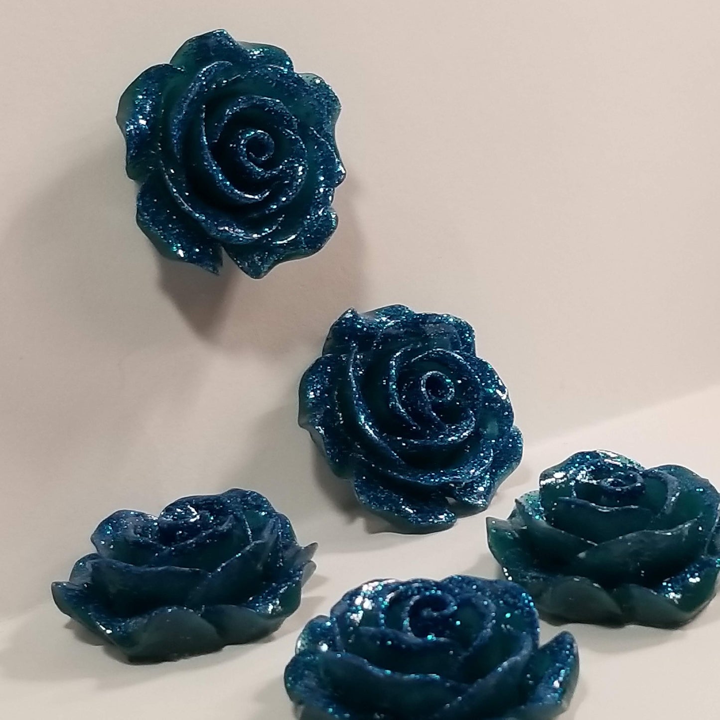 Rose Cover Minders, Rich Glitter Enhanced Colors, 25mm