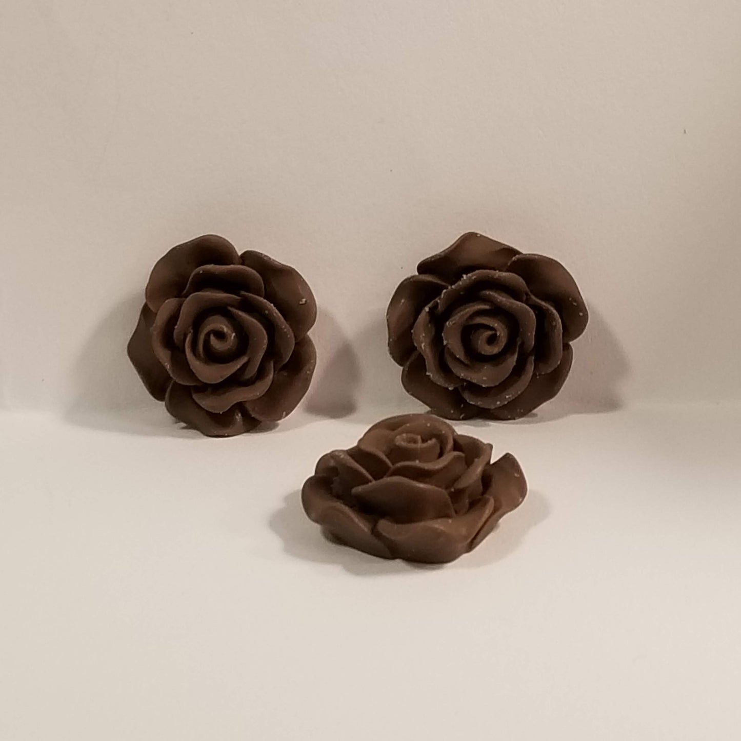 Rose Cover Minders, Vintage colors 20mm