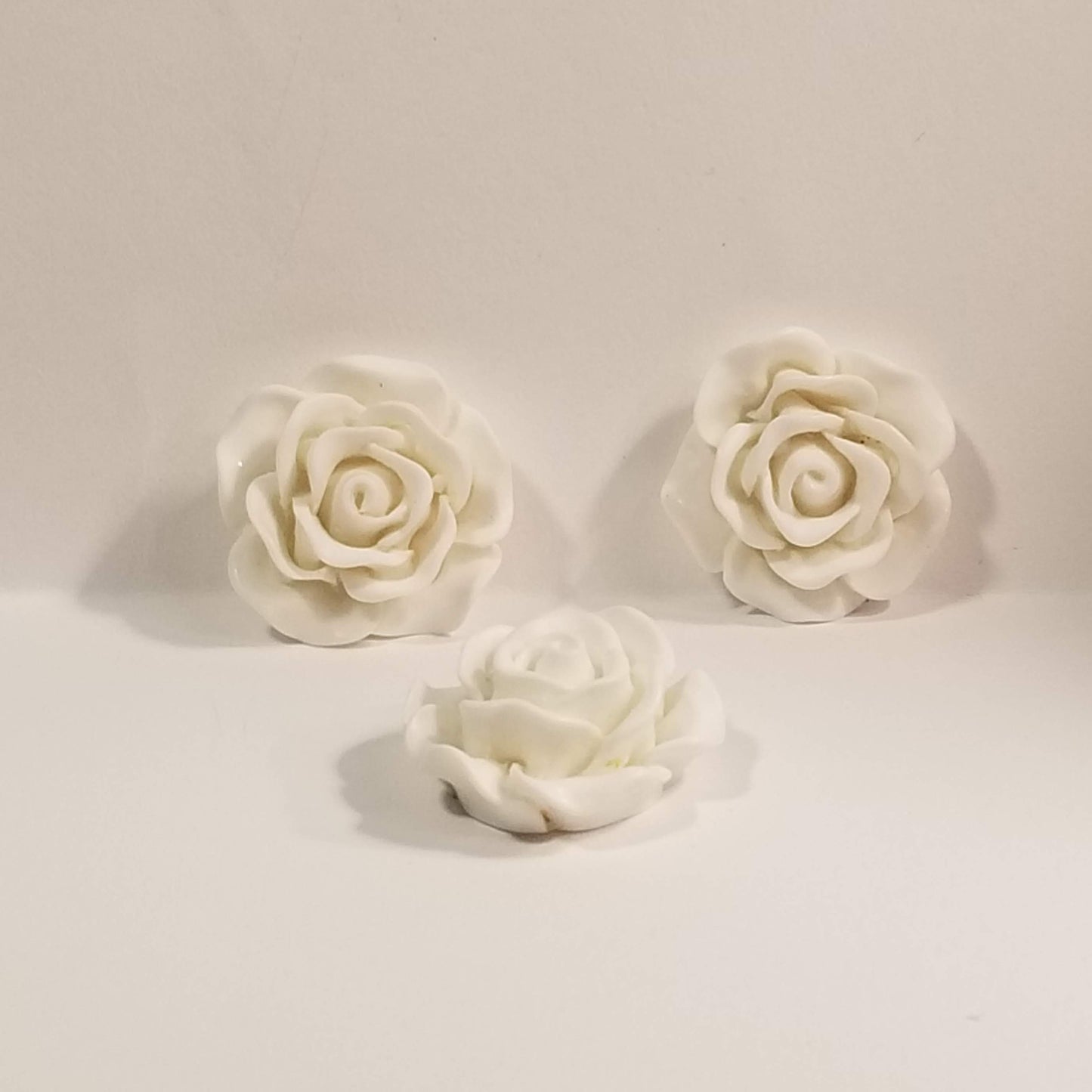Rose Cover Minders, Vintage colors 20mm