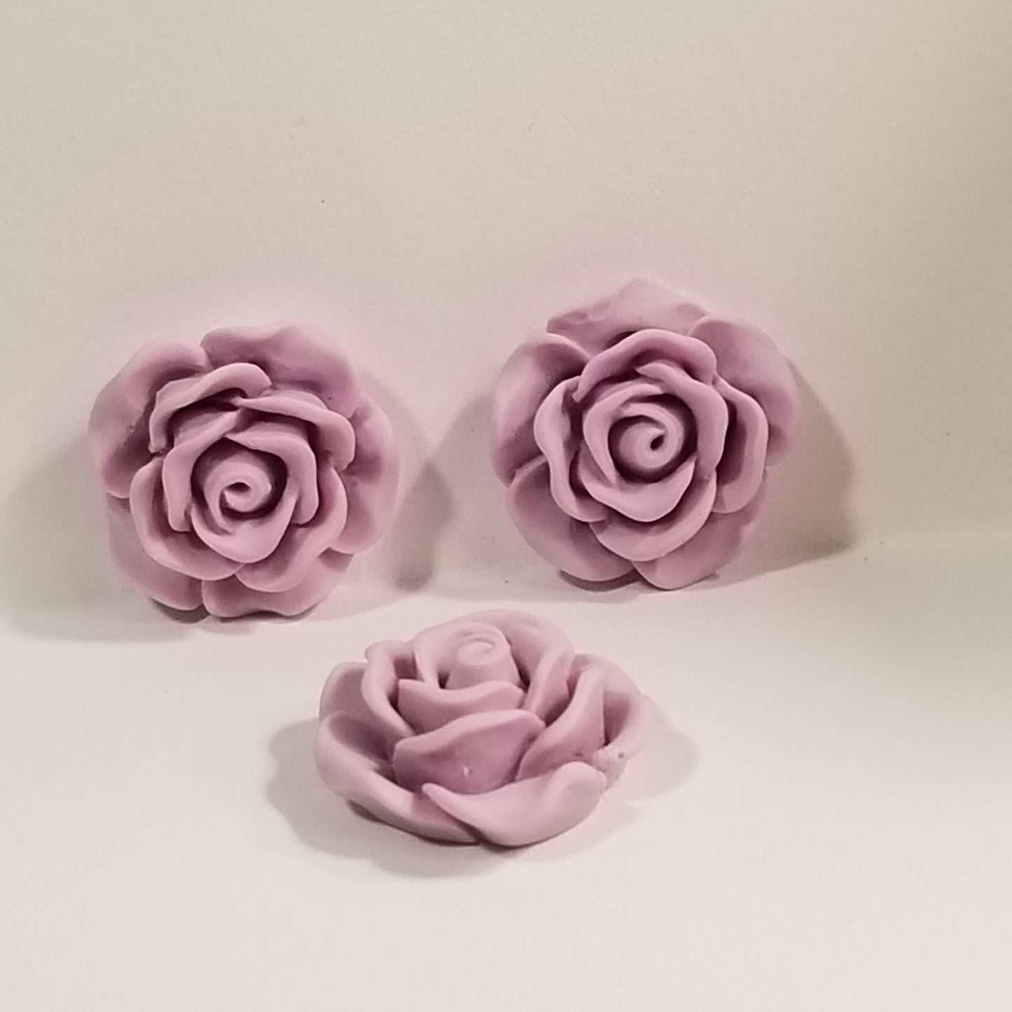 Rose Cover Minders, Vintage colors 20mm