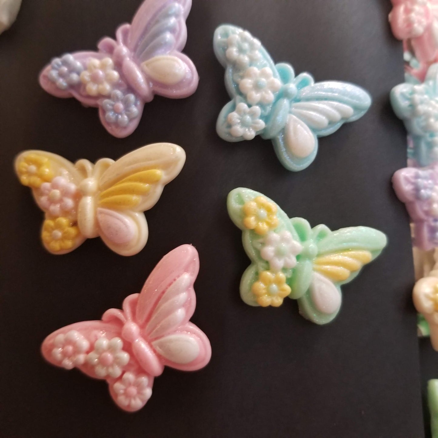 Springtime Butterflies, in Glittery Pastels, Beautiful new cover minders for diamond painting.