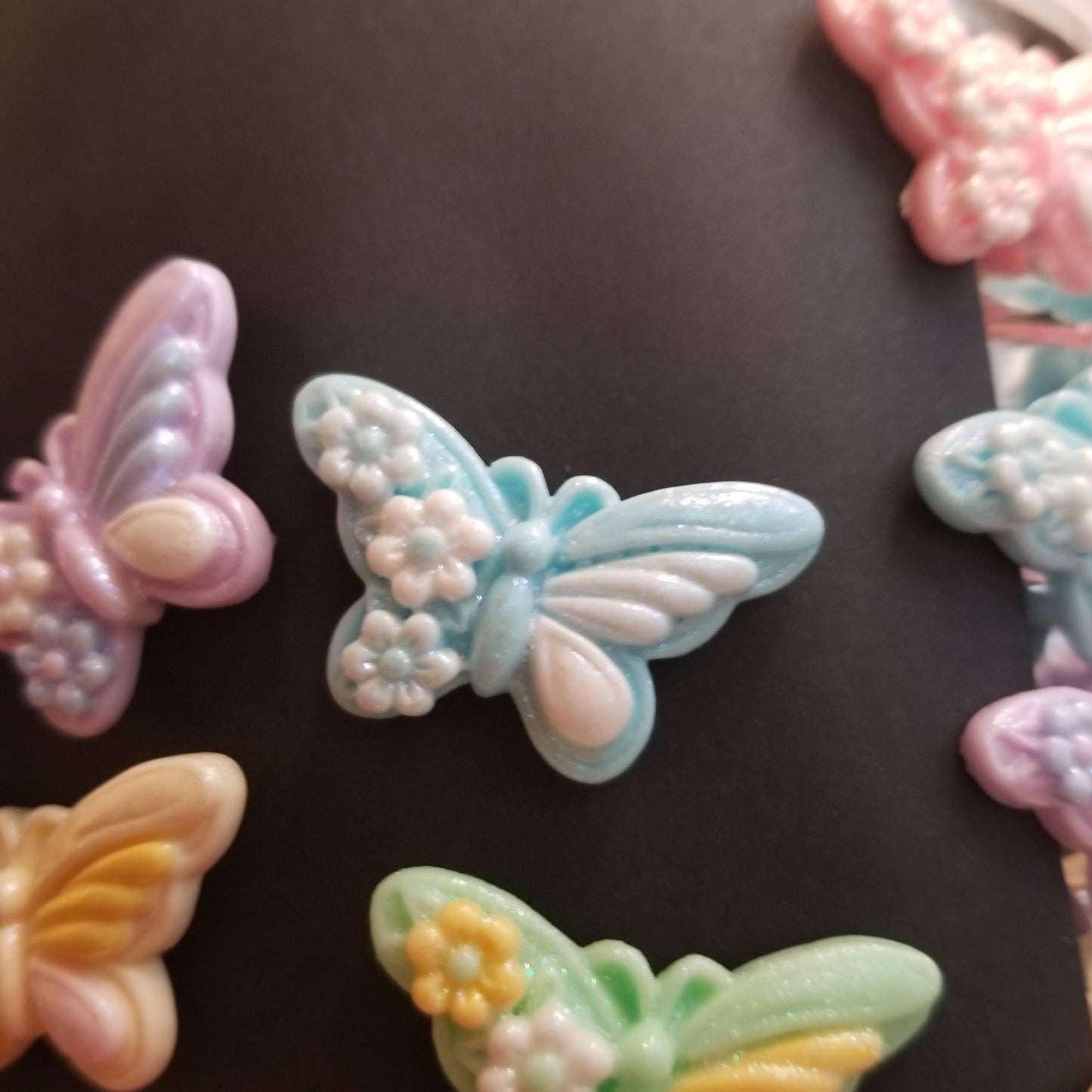 Springtime Butterflies, in Glittery Pastels, Beautiful new cover minders for diamond painting.