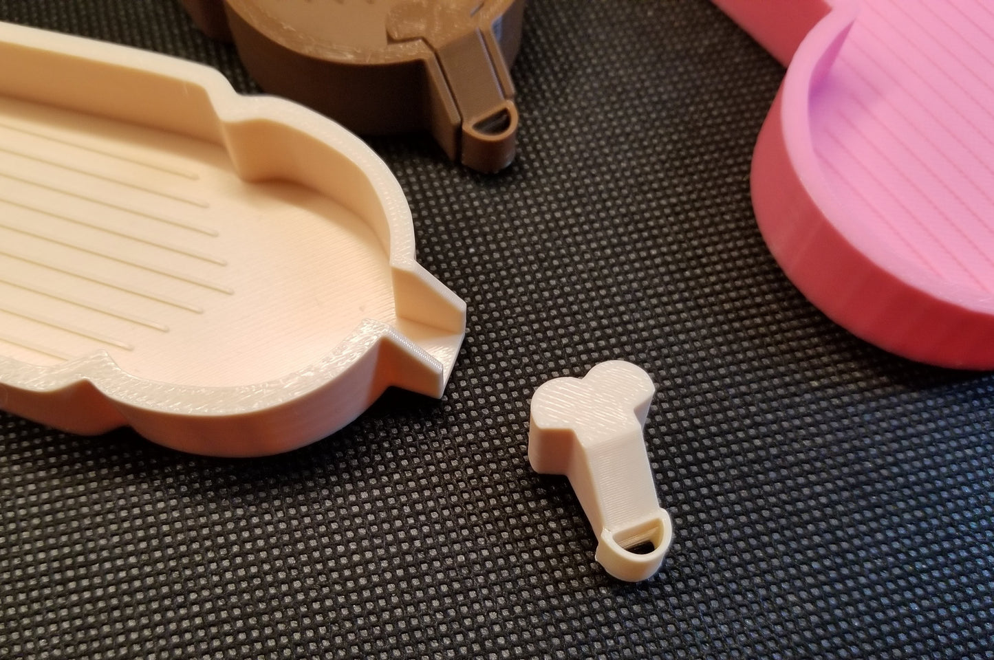 Willy, the Penis Shaped Diamond Painting Tray you never knew you needed